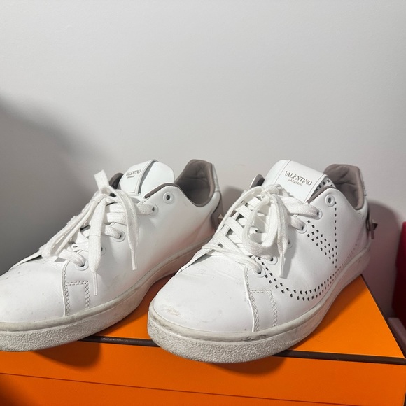 Valentino Runners - Picture 2 of 4